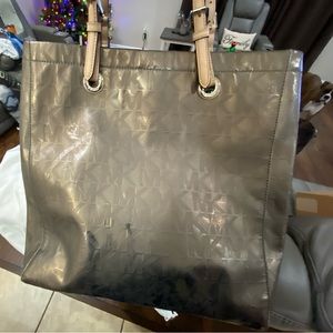 Micheal kors tote